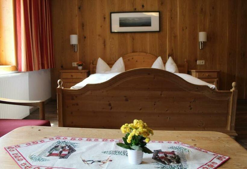 Апартаменты 2 Спальни, Berghof