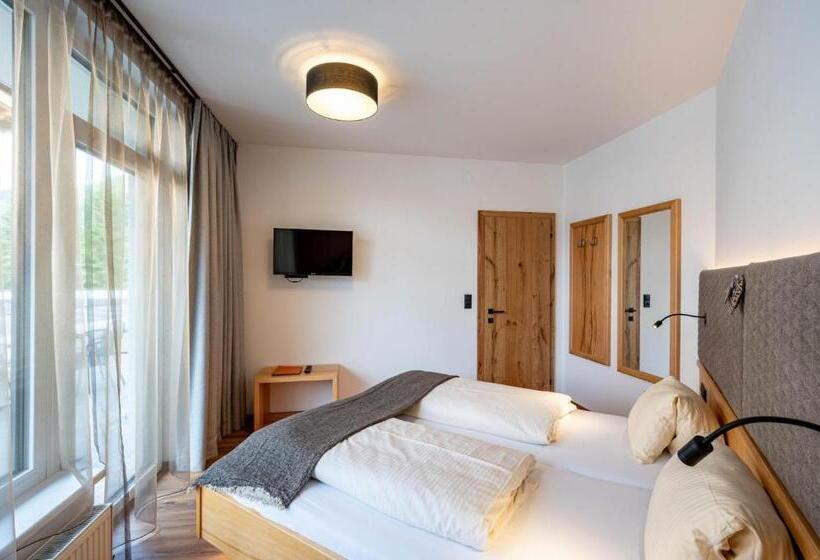 Апартаменты 1 Спальня с Террасой, Rustika   Appartements & Spa
