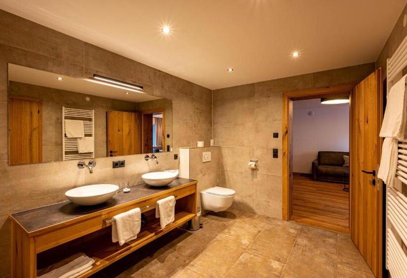 Апартаменты 1 Спальня с Балконом, Rustika   Appartements & Spa