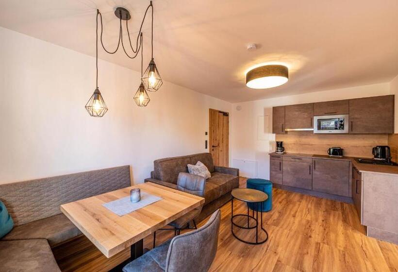 Апартаменты 1 Спальня с Балконом, Rustika   Appartements & Spa