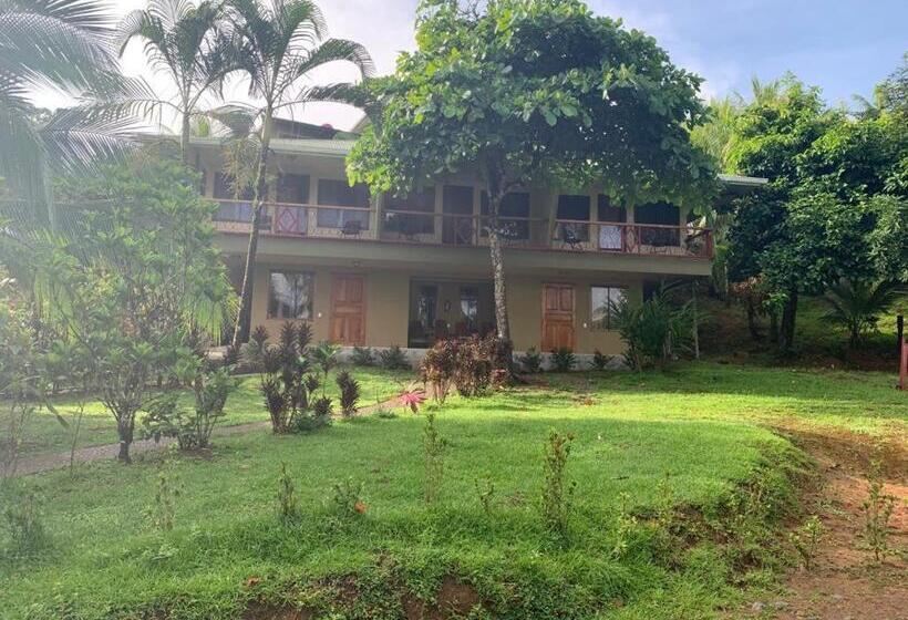 سوییت لوکس, Rancho Corcovado
