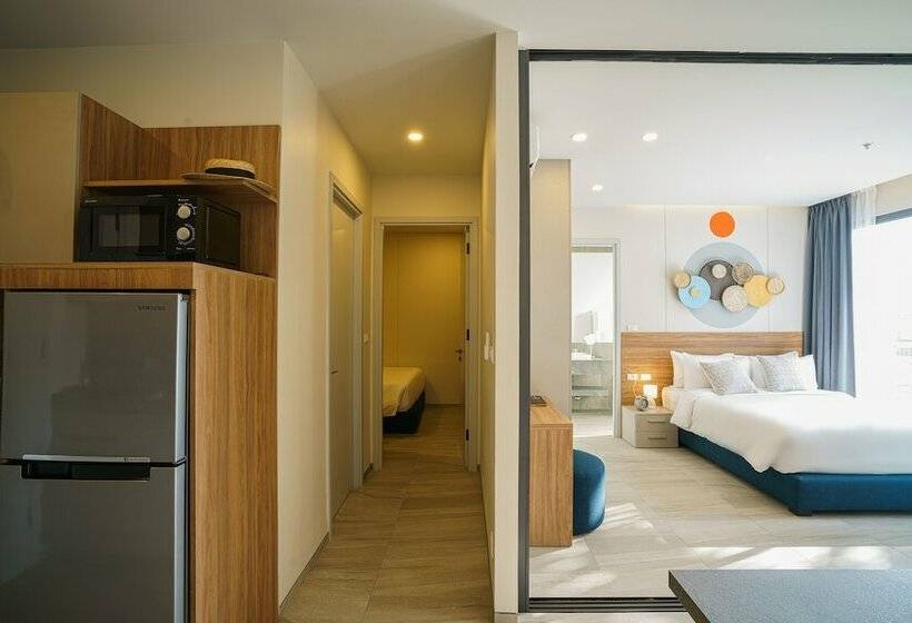 Семейные Апартаменты 3 Спальни, Homa Phuket Town