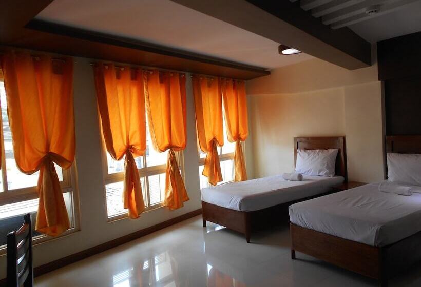 Четырехместный Номер Deluxe, Palawan Palm Suites