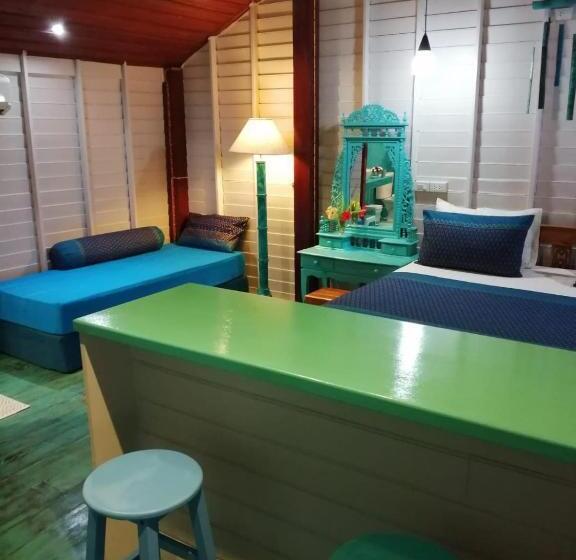 Family Suite, Baan Kiao