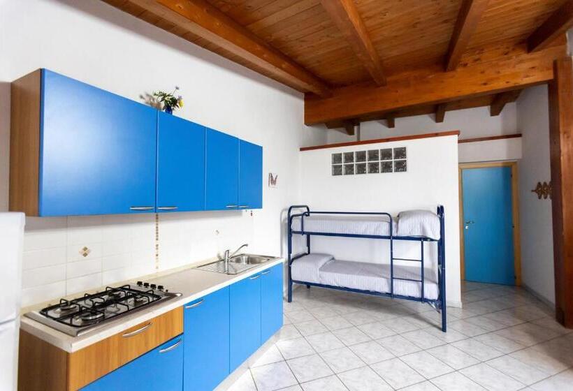 Апартаменты 1 Спальня, Residence Emarine
