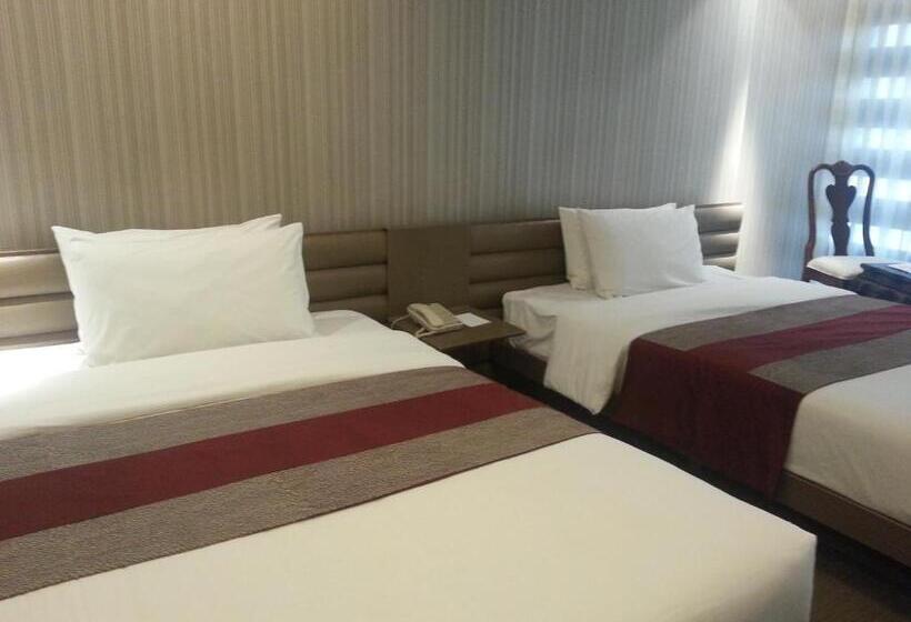 豪华房间, The E Hotel Makati