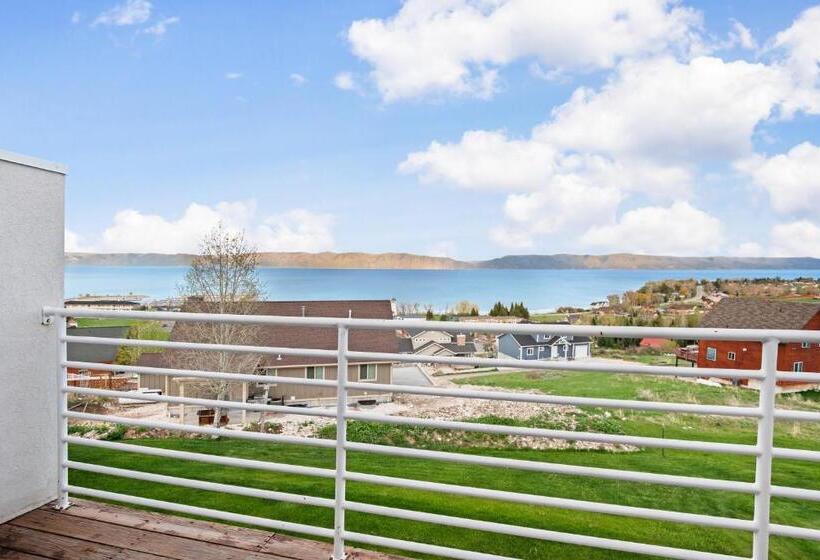 Апартаменты 2 Спальни, Harbor Village Lakeview Condo 9023