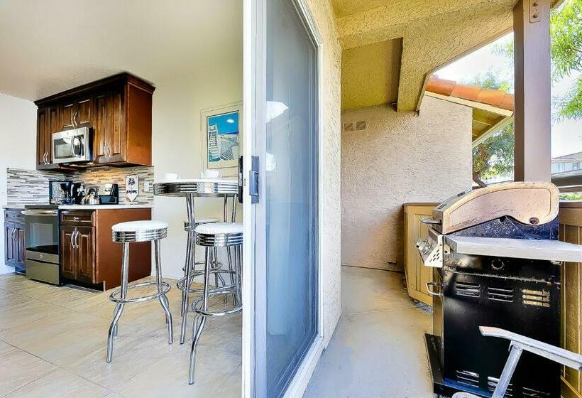 침실 2개 아파트, Ritz Point Condo