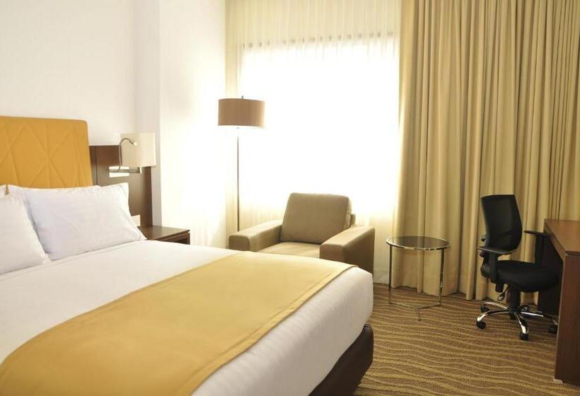 스탠다드 룸, Holiday Inn Express & Suites Bogota Zona Financiera, An Ihg