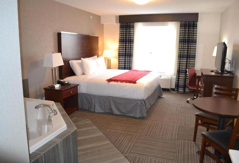 Люкс Повышенной Комфортности, Ramada By Wyndham Moose Jaw