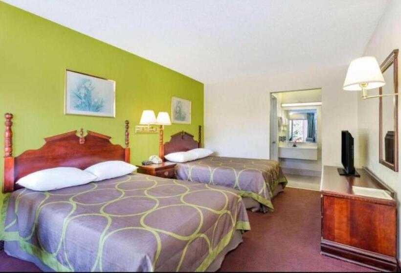 Номер Superior, Ashland Studio Inn Richmond North Near Kings Dominion  Listing Partner