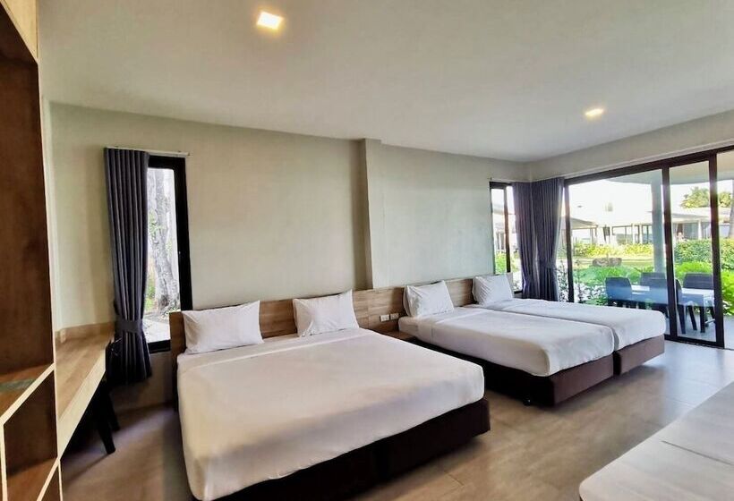 ویلای لوکس 1 خوابه, Rayong Chalet Resort