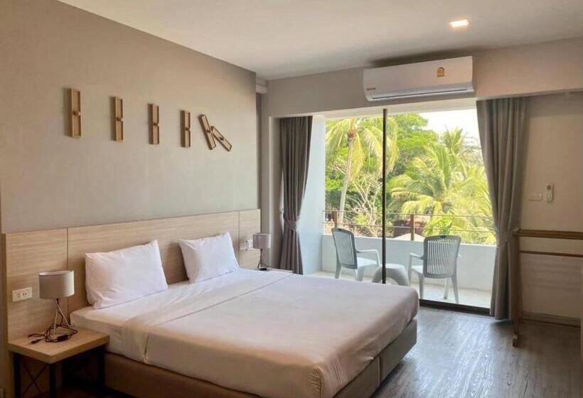 اتاق لوکس, Rayong Chalet Resort