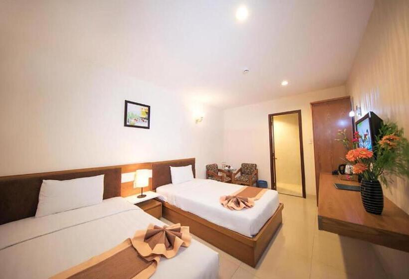 اتاق سوپریور, Valentine Luxury Hotel   31 Bui Vien Street