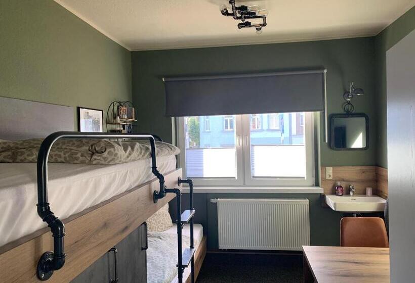 Номер Стандарт, Gästezimmer In Einer Ferienwohnung Thiele In Roßwein
