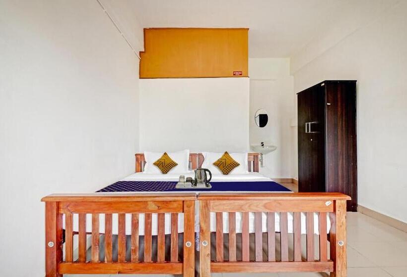 Трехместный Номер Классика, Spot On Jayesh Guest House