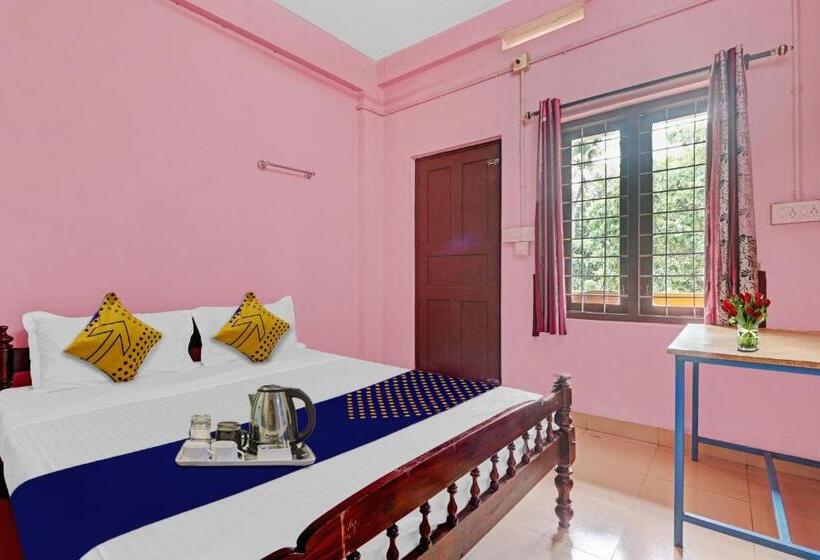 Трехместный Номер Классика, Spot On Jayesh Guest House