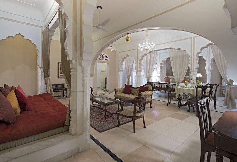 디럭스 룸, Alsisar Mahal  Heritage