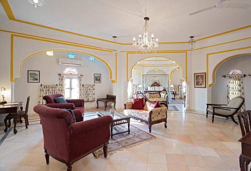 디럭스 룸, Alsisar Mahal  Heritage