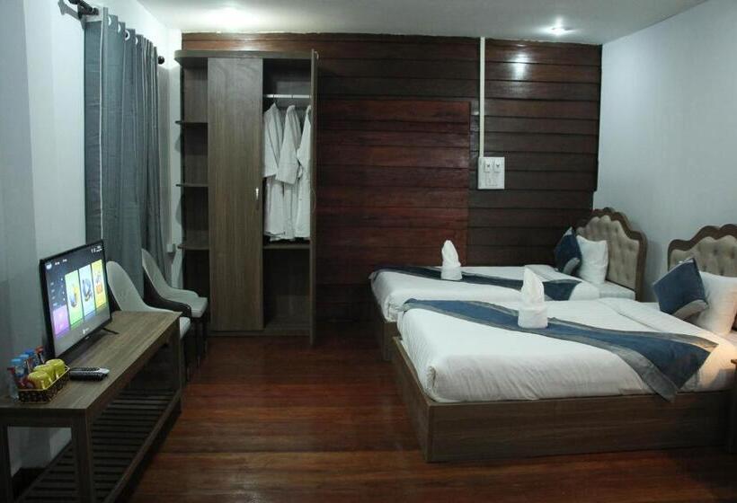 Family Suite, Confetti Garden Resort