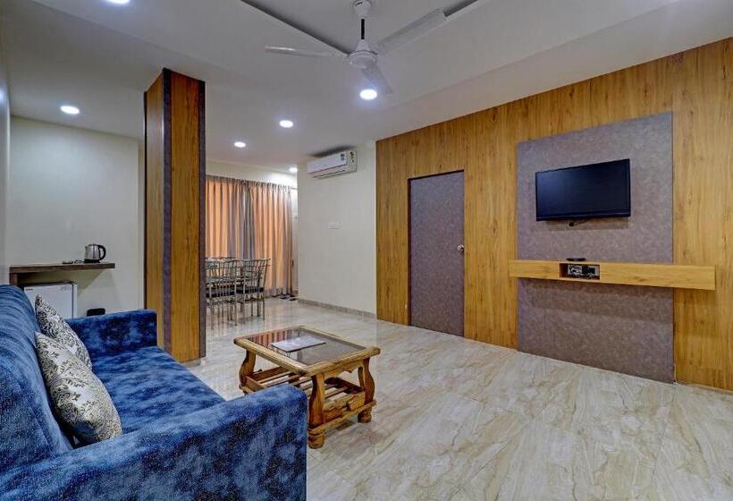 Люкс с Балконом, Ivory Suites
