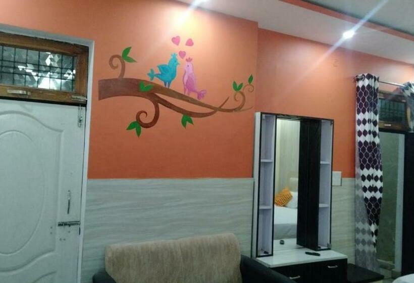 Номер Стандарт, Krishna By Wb Inn