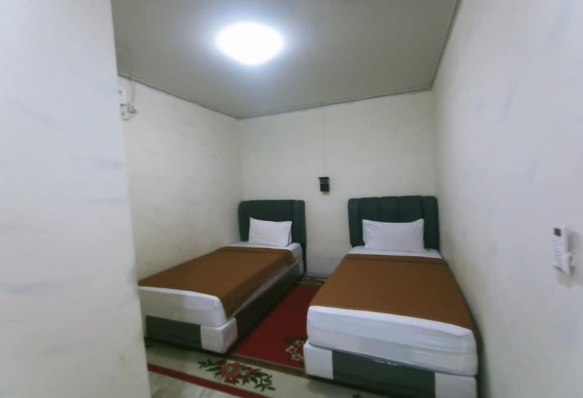 디럭스 룸, Capital O 94156 Hotel Gemudi Gold Islami