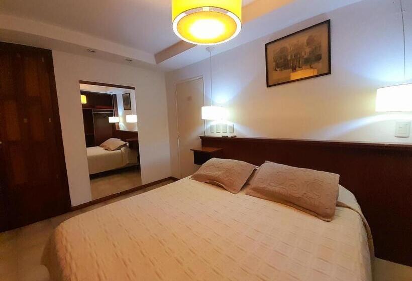 标准间, Coronado Hotel & Suites