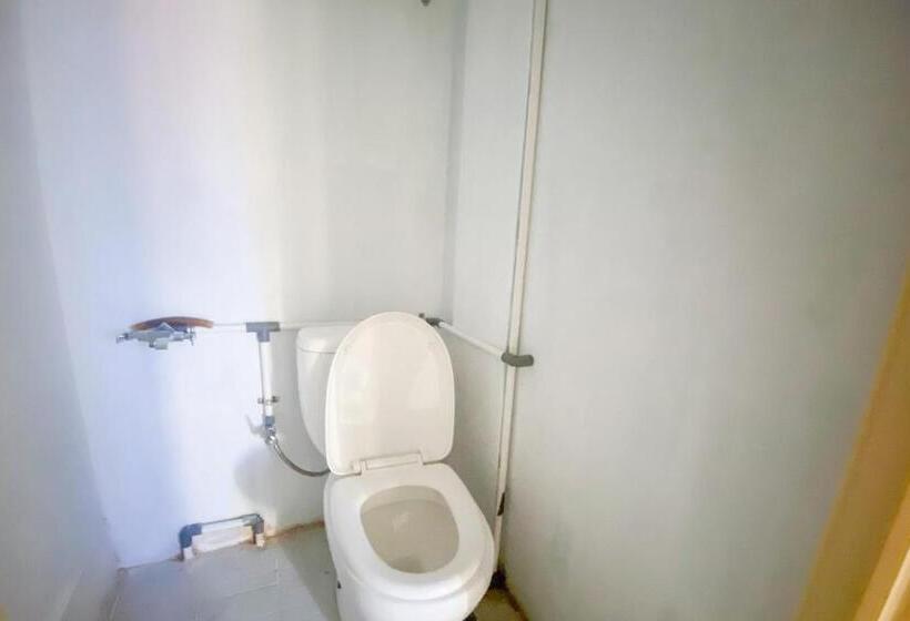 Номер Стандарт, Zazezo Homestay Syariah Redpartner