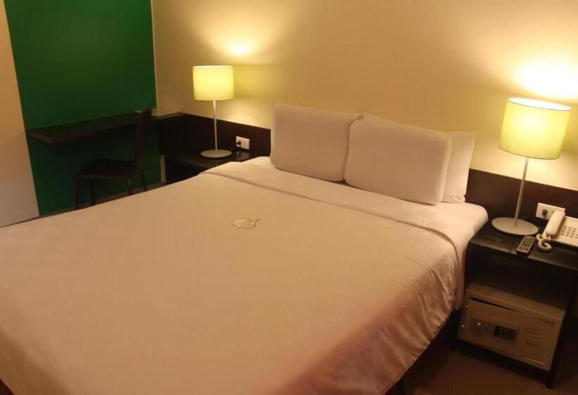 스탠다드 룸, Go Hotels Plus Mandaluyong