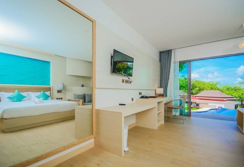 اتاق سوپریور, Crystal Wild Resort Panwa Phuket