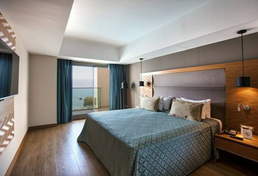 Полулюкс, Liberty Kuşadası   All Inclusive