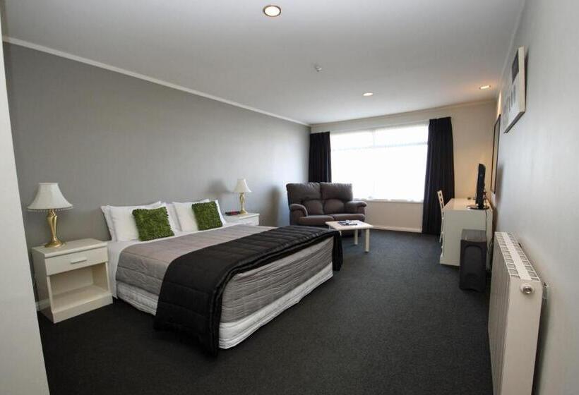 Студия Стандарт, Champers Motor Inn