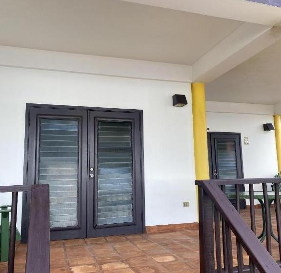 Апартаменты 1 Спальня Вид на Море, Tranquility Beach Suites