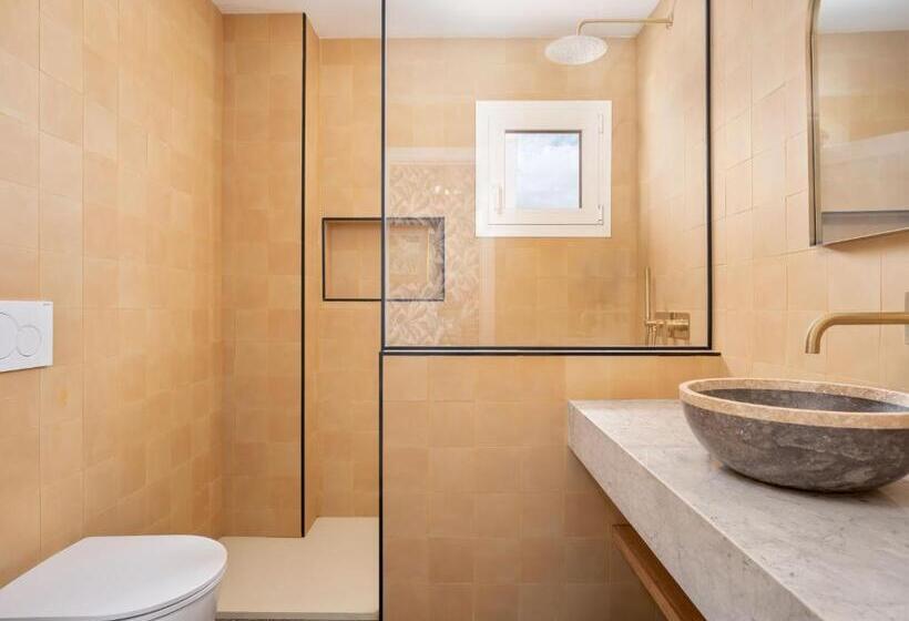 חדר סטנדרט נוף לים עם מרפסת, Bella Colina I Vintage Hotel 1953
