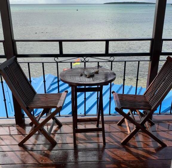 اتاق استاندارد با چشم‌انداز دریا, Chillpill Guest House