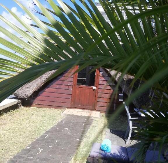 اتاق استاندارد سه نفره, Chillpill Guest House