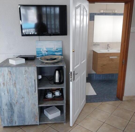 سوییت خانوادگی, Chillpill Guest House