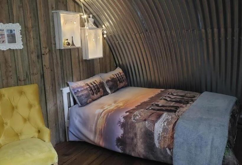 Шале 1 Спальня, 11 Mountain Stream Hot Tub Self Catering
