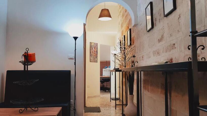 Апартаменты 1 Спальня, Casa Vacanza In Pieno Centro Storico Vicino Ostuni E La Riserva Di Torre Quaceto