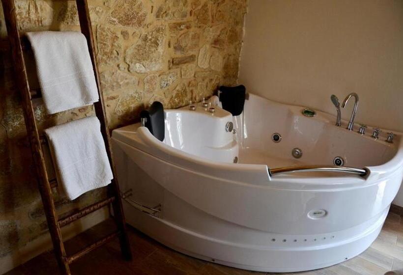 Люкс Повышенной Комфортности, Agriturismo Fontefredda