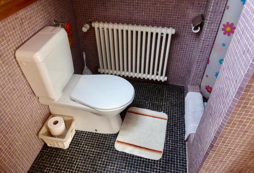 Апартаменты 3 Спальни, Guntli’s Family Guesthouse