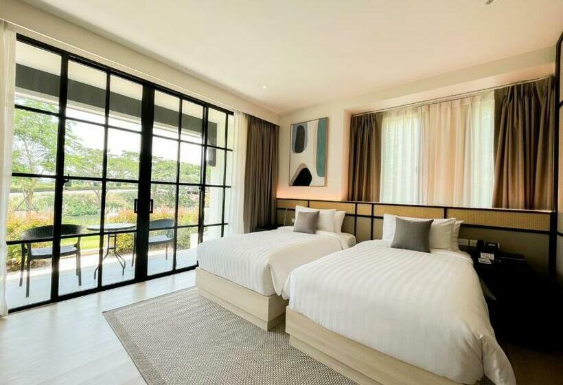 Номер Deluxe, Bergh Apton Khao Yai