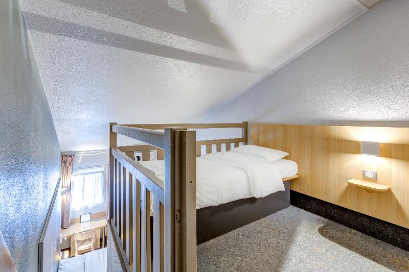 Четырехместный Номер Классик, B&b Hotel Orgeval