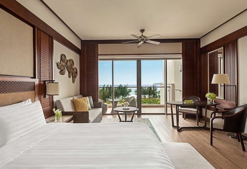 Номер Deluxe Вид на Сад, Shangrila Sanya