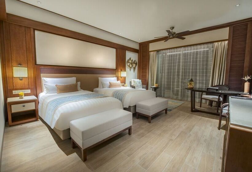 Номер Deluxe Вид на Сад, Shangrila Sanya