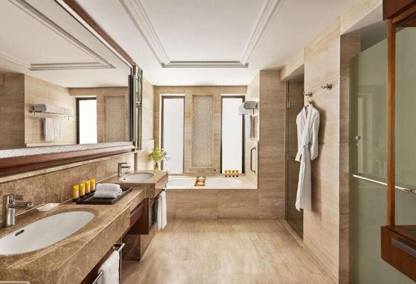 Вилла 2 Спальни, Shangrila Sanya