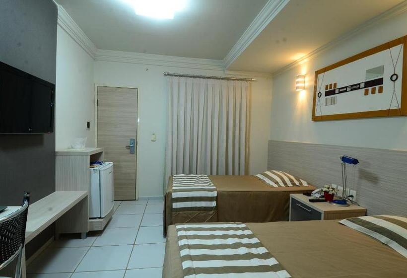 Трехместный Номер Deluxe, Vitoria Palace