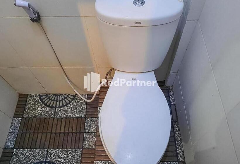 Номер Economy, Puri Yasmin Potowanua Lasusua Mitra Reddoorz