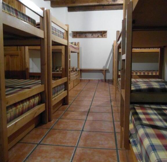 Кровать в Общей Комнате, Albergue La Torre